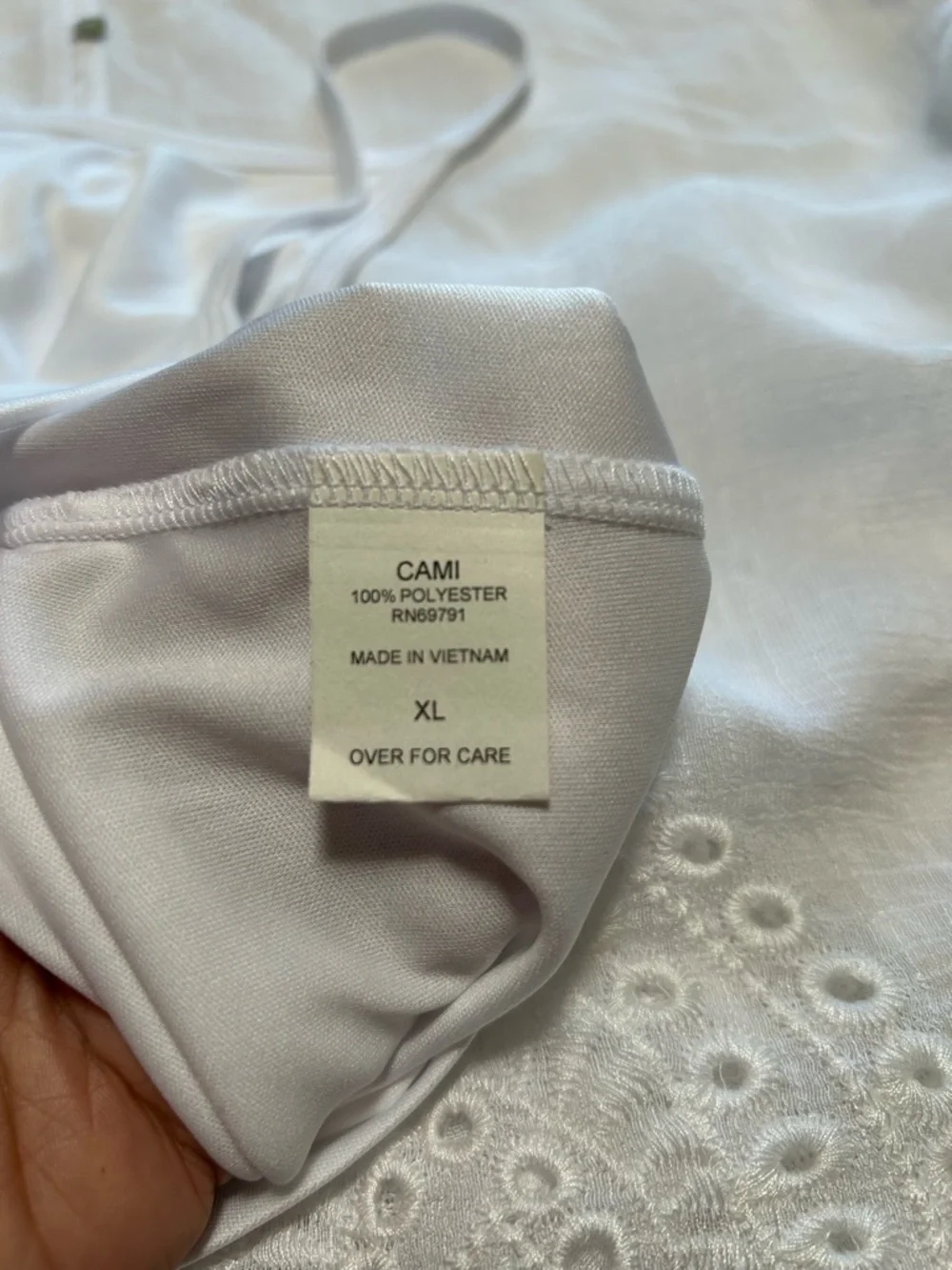 Figueroa & Flower sheer top with large embroidered eyelet bottom - Picture 10 of 12